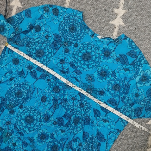 Zara Blogger Favorite. Tiered Baby Doll Mini Dress. - Picture 13 of 16